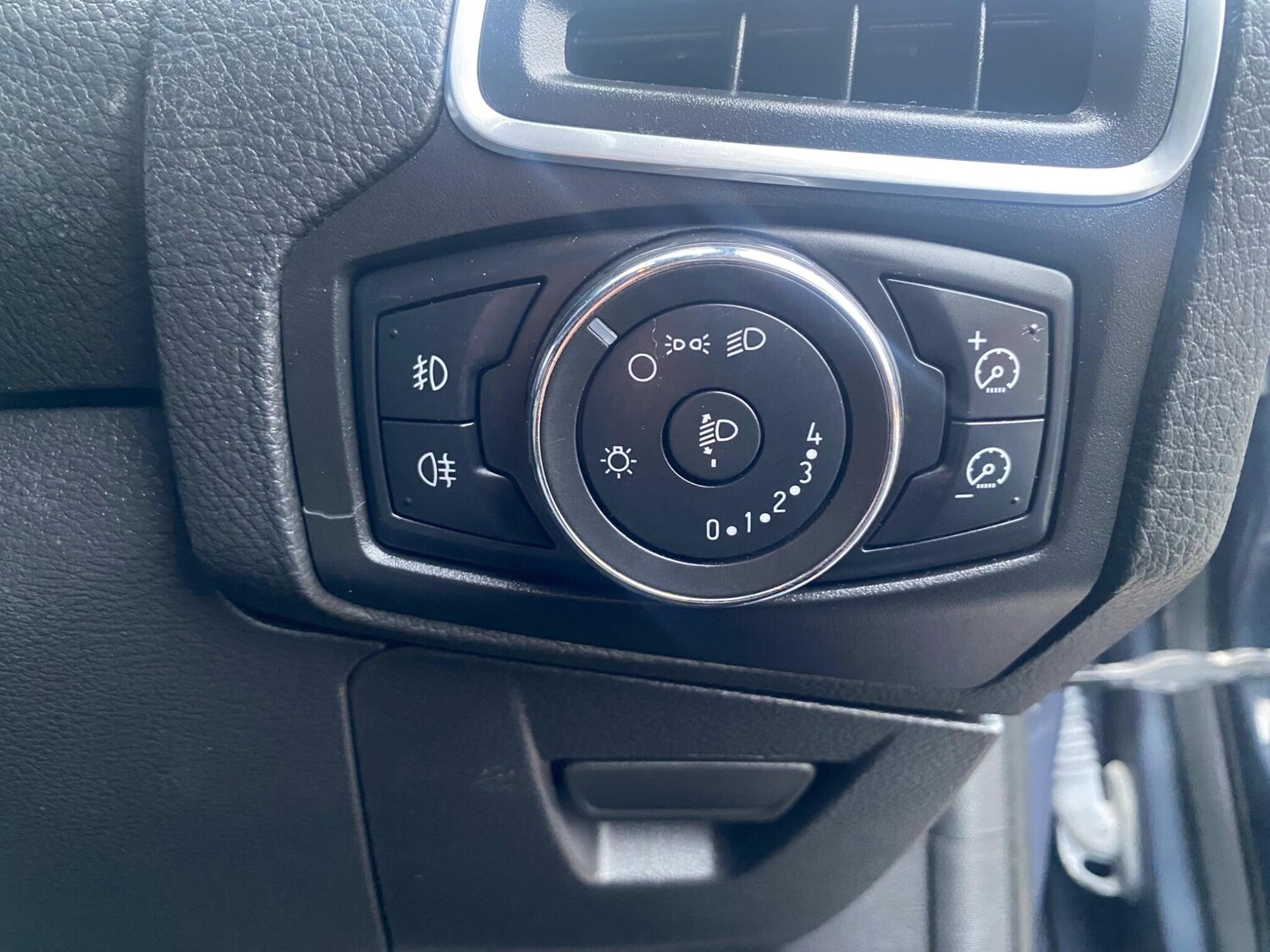 Used Ford Focus 2012 for sale - 77387434: Photo 23