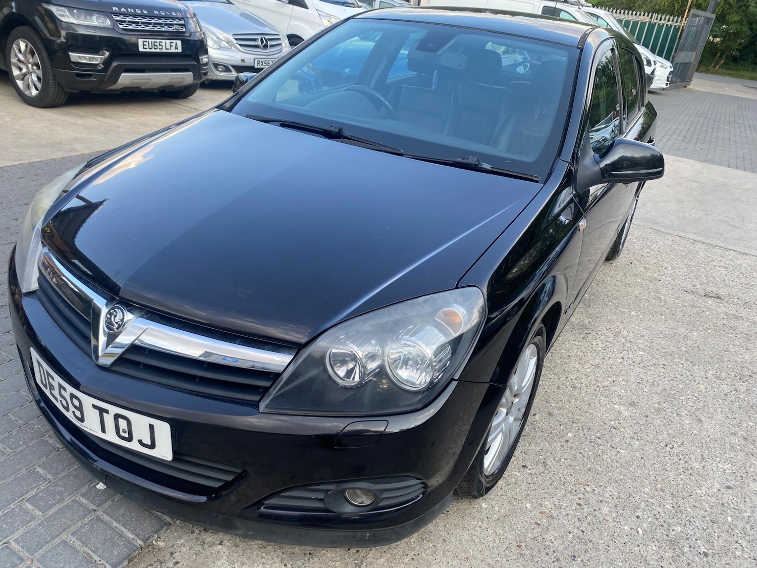 Vehicle 21