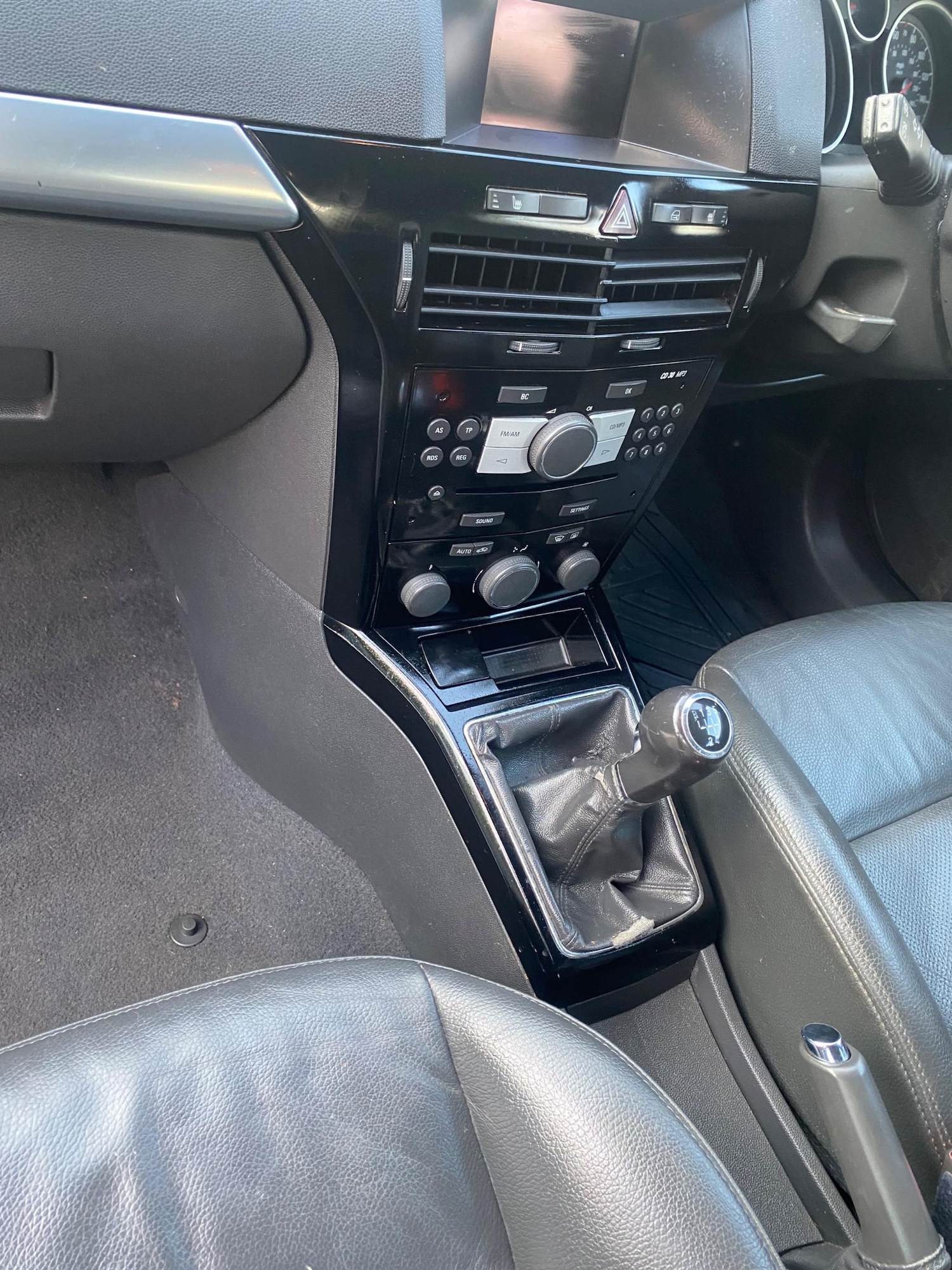 Vehicle 33