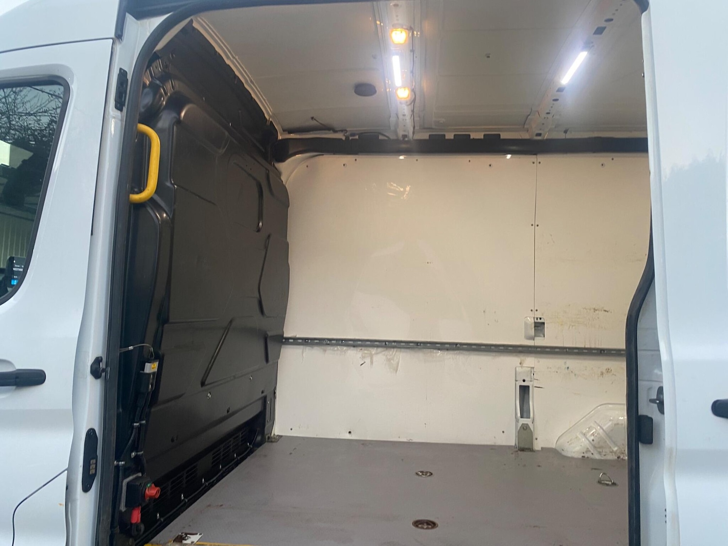 Used Ford Transit 2019 for sale - 76702045: Photo 39