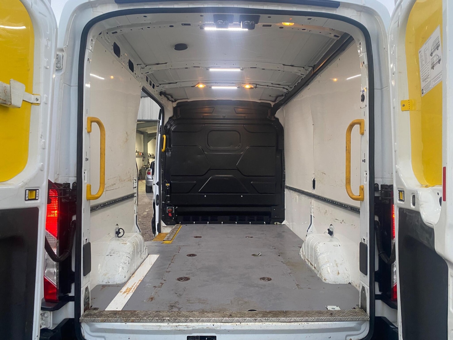 Used Ford Transit 2019 for sale - 76702045: Photo 42