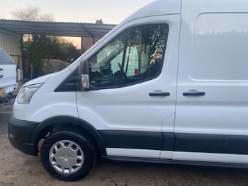 Used Ford Transit 2019 for sale - 76702045: Photo
