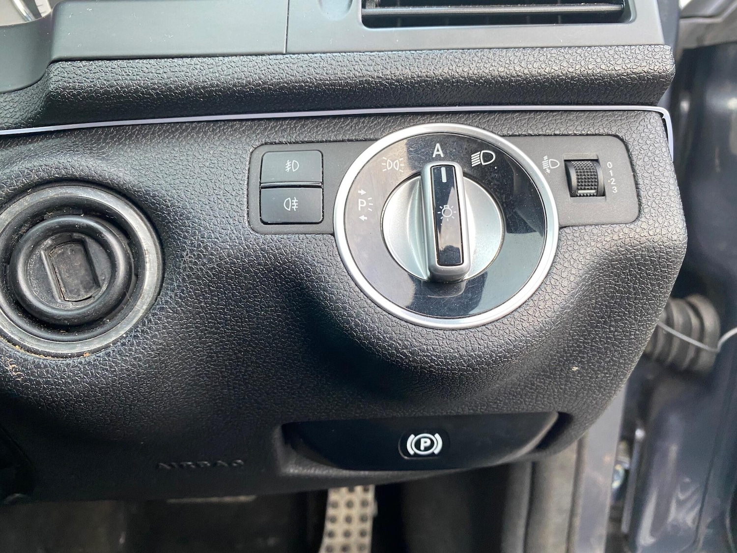 Used Mercedes-Benz C Class 2010 for sale - 76935857: Photo 25