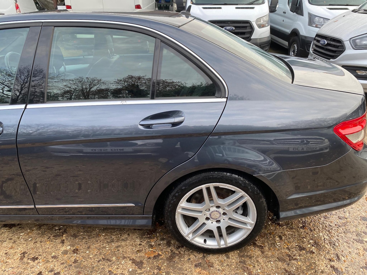 Used Mercedes-Benz C Class 2010 for sale - 76935857: Photo 34