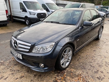 Used Mercedes-Benz C Class 2010 for sale - 76935857: Photo