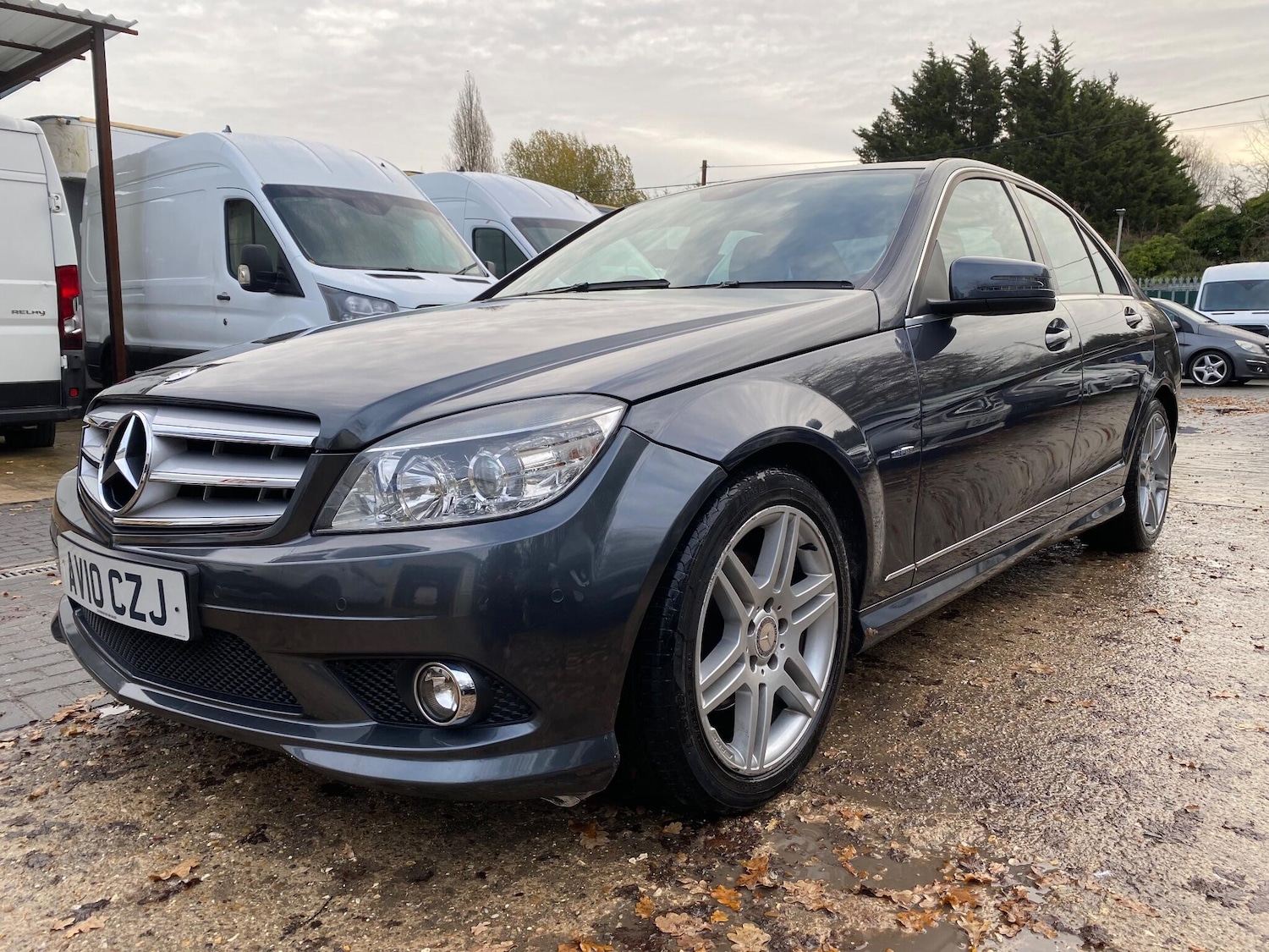 Used Mercedes-Benz C Class 2010 for sale - 76935857: Photo 7