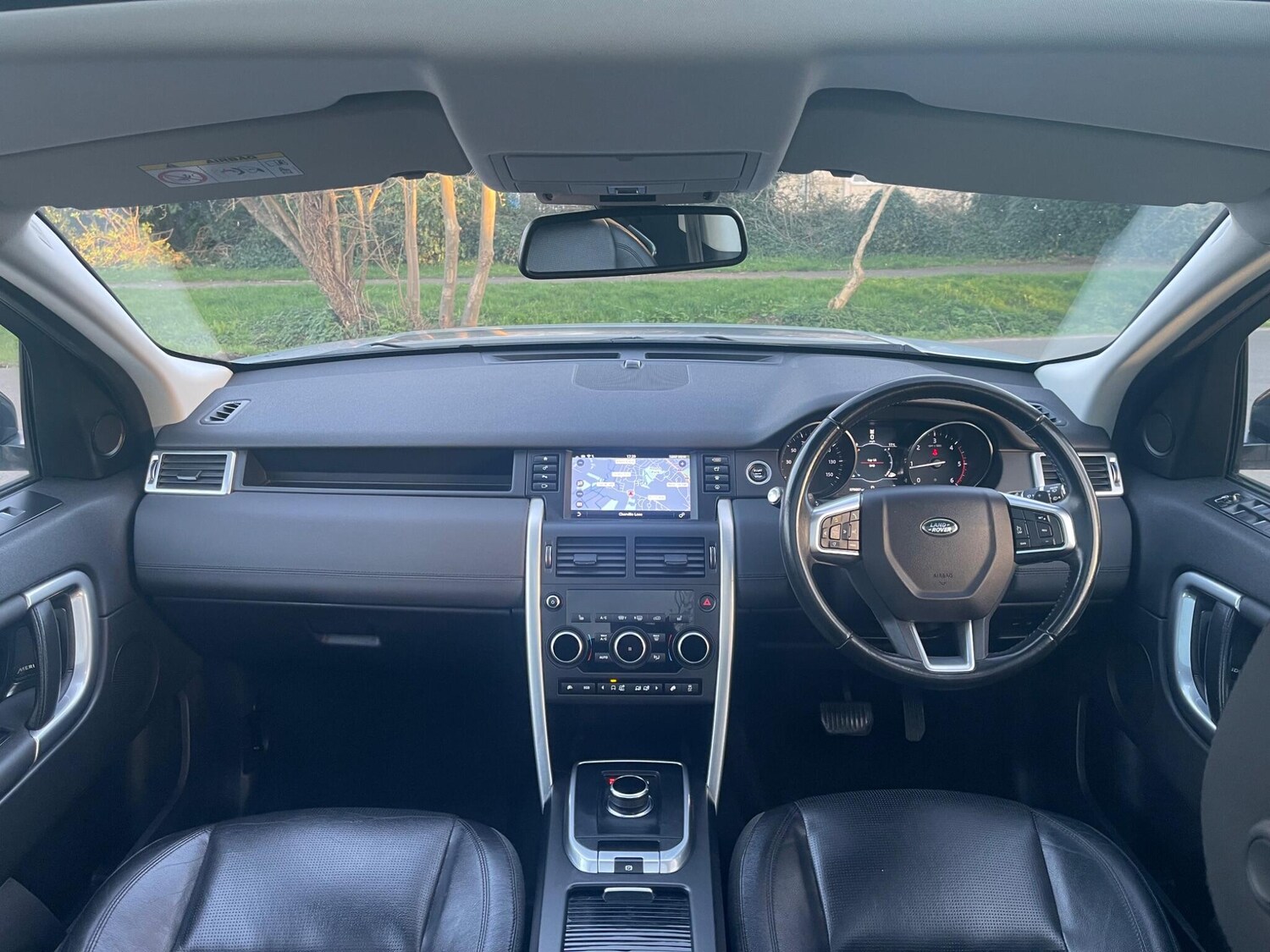 Used Land Rover Discovery Sport 2017 for sale - 77940704: Photo 13