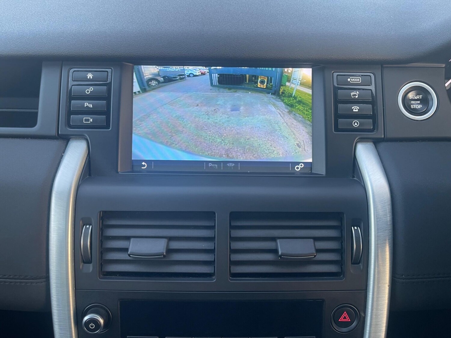 Used Land Rover Discovery Sport 2017 for sale - 77940704: Photo 18