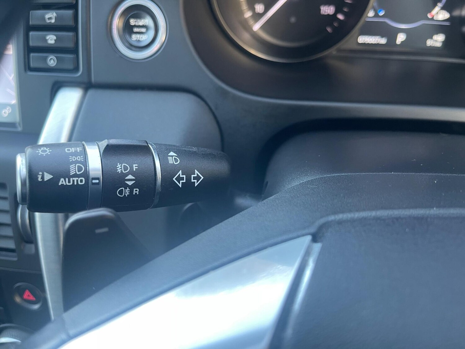 Used Land Rover Discovery Sport 2017 for sale - 77940704: Photo 26