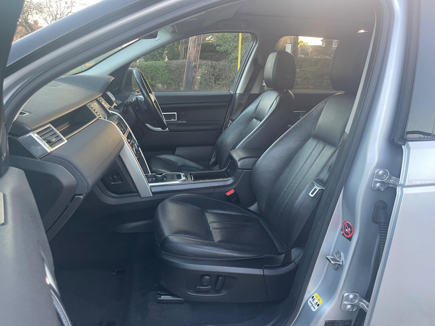 Used Land Rover Discovery Sport 2017 for sale - 77940704: Photo 30