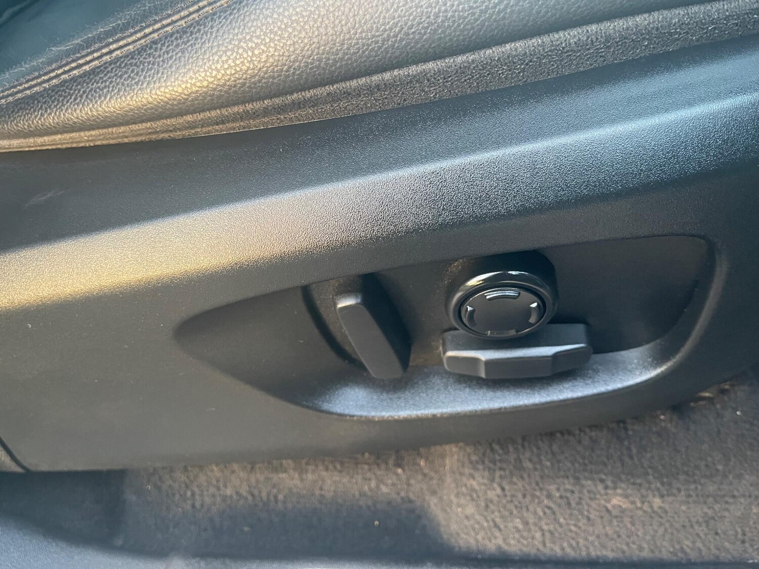 Used Land Rover Discovery Sport 2017 for sale - 77940704: Photo 33