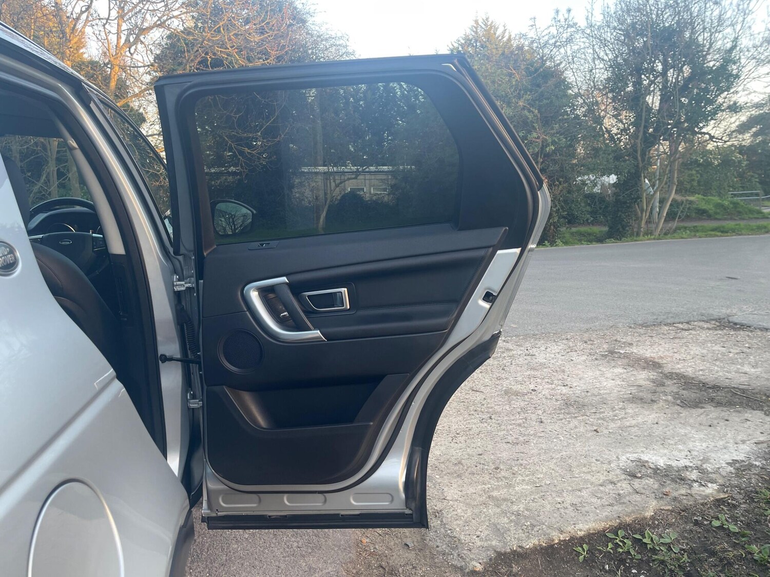 Used Land Rover Discovery Sport 2017 for sale - 77940704: Photo 43