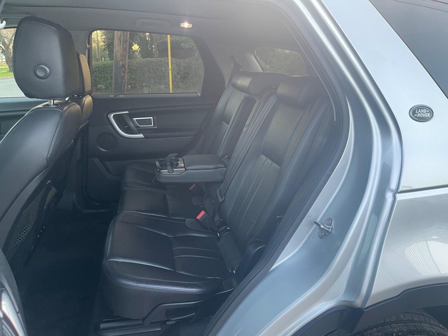 Used Land Rover Discovery Sport 2017 for sale - 77940704: Photo 51