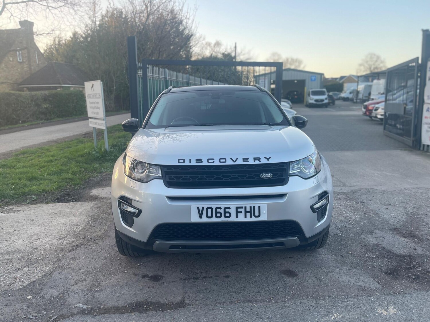 Used Land Rover Discovery Sport 2017 for sale - 77940704: Photo 57