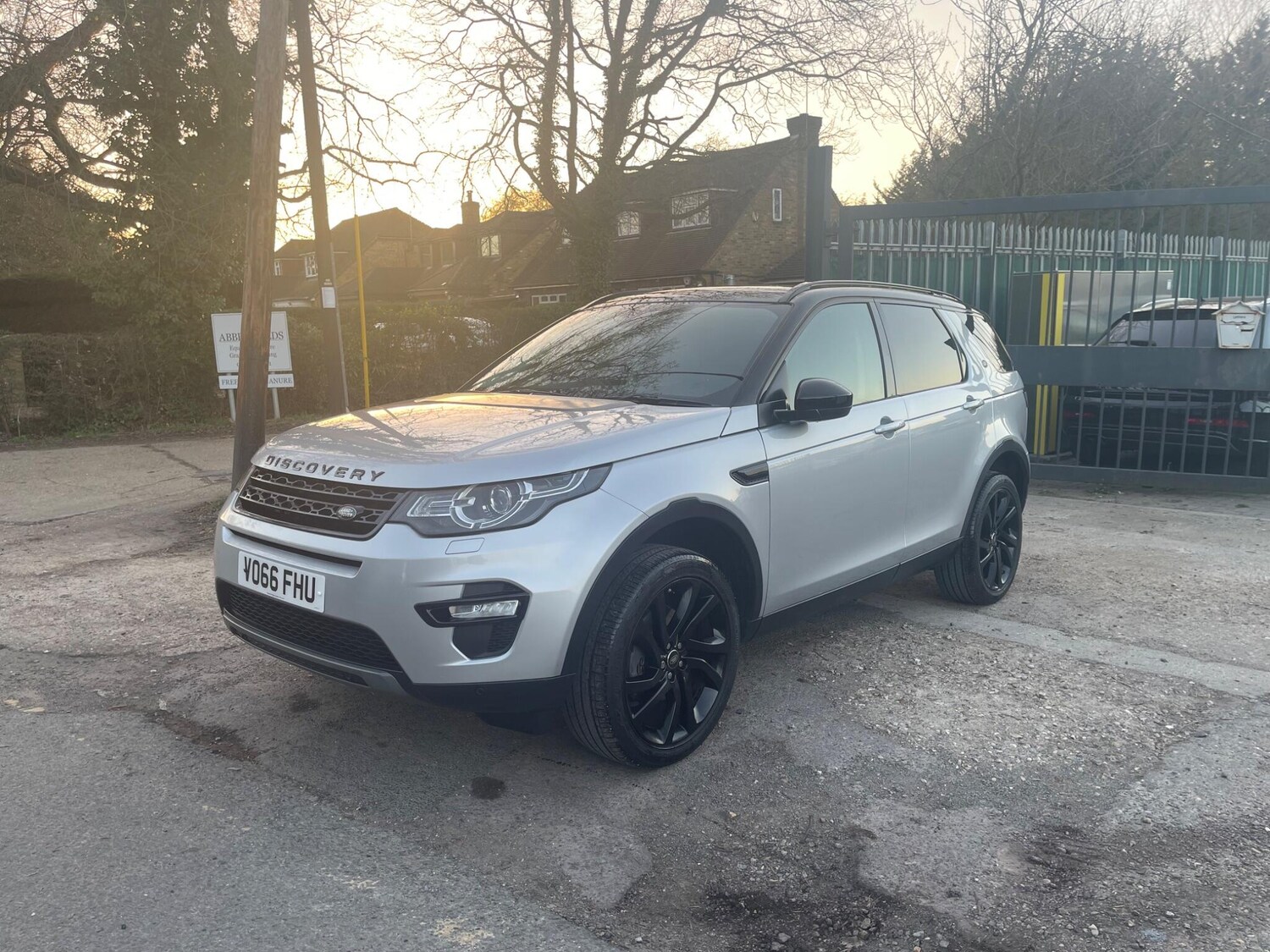 Used Land Rover Discovery Sport 2017 for sale - 77940704: Photo 60
