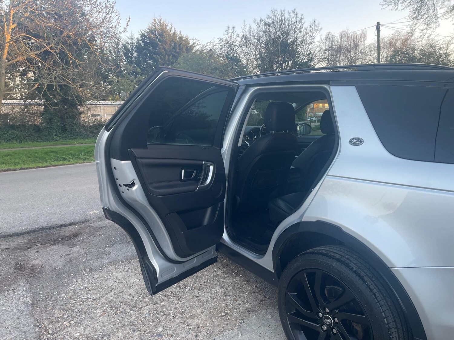 Used Land Rover Discovery Sport 2017 for sale - 77940704: Photo 65