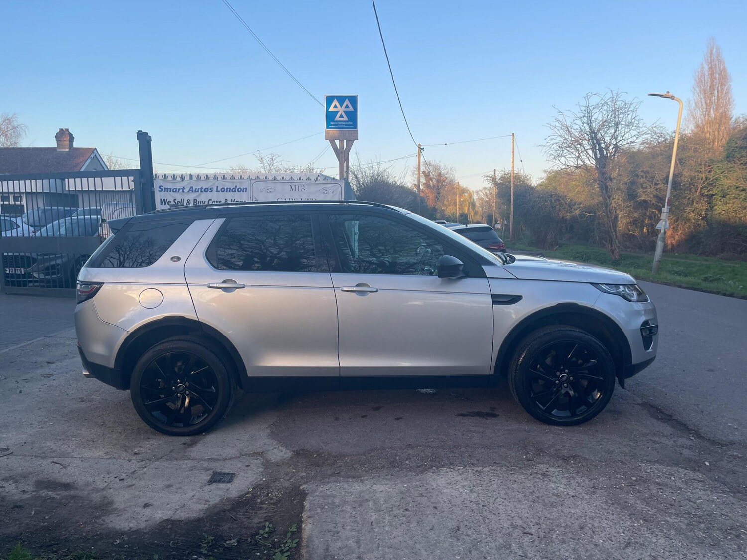 Used Land Rover Discovery Sport 2017 for sale - 77940704: Photo 69