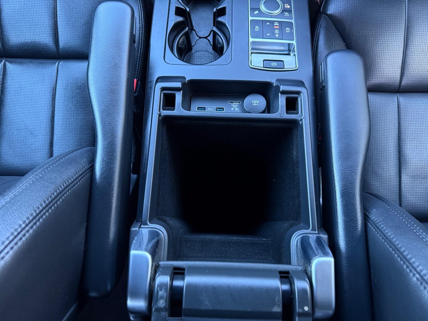 Used Land Rover Discovery for sale - 78020416: Photo 28