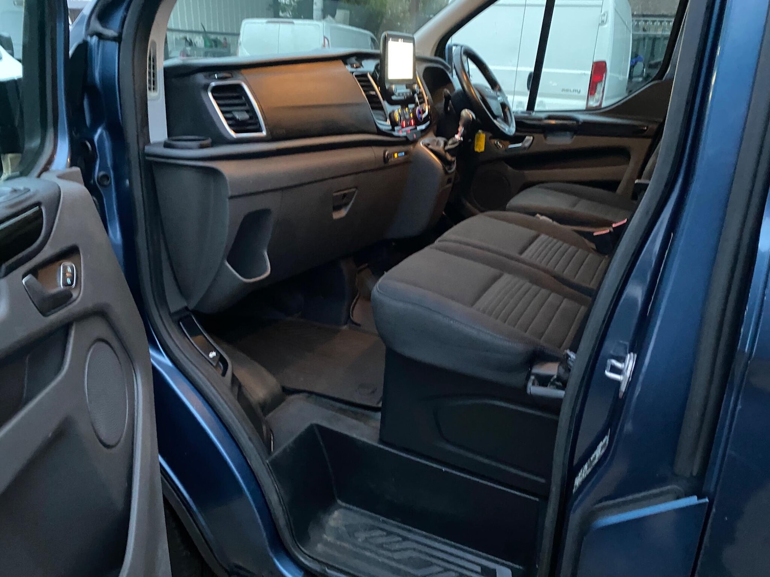 Used Ford Transit Custom 2018 for sale - 77794045: Photo 38