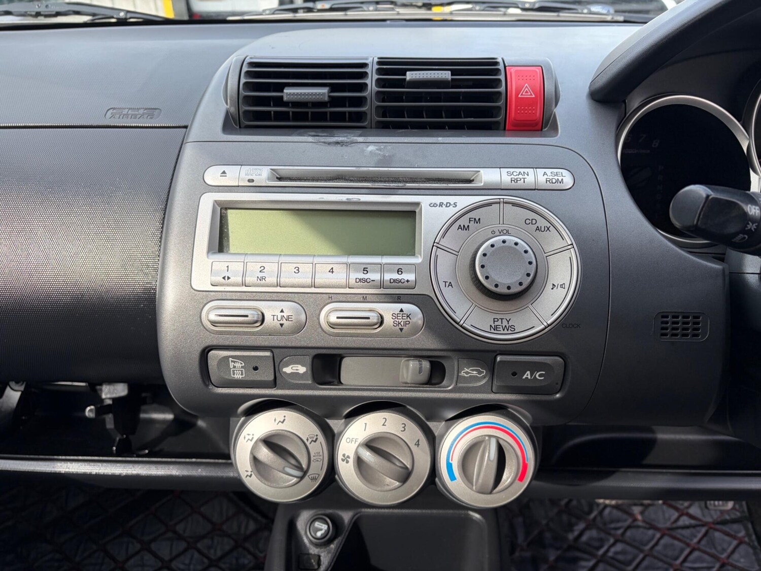 Used Honda Jazz for sale - 77737973: Photo 34