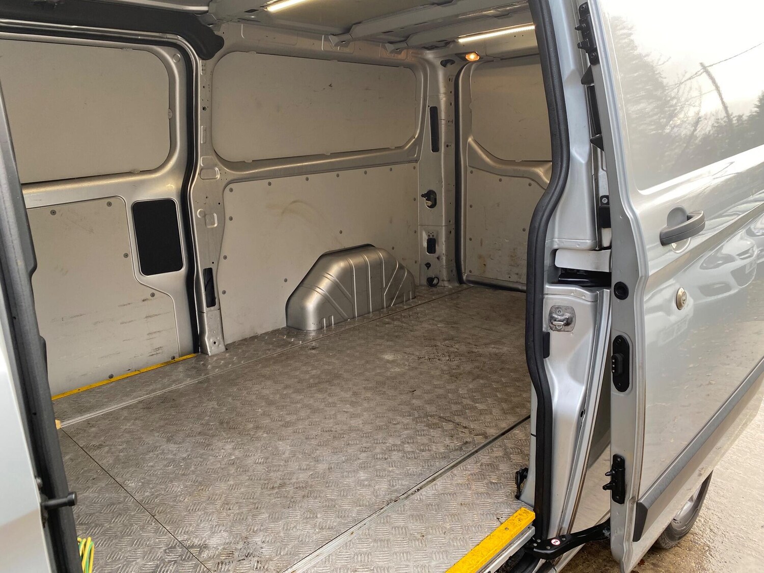 Used Ford Transit Custom 2022 for sale - 76752737: Photo 32