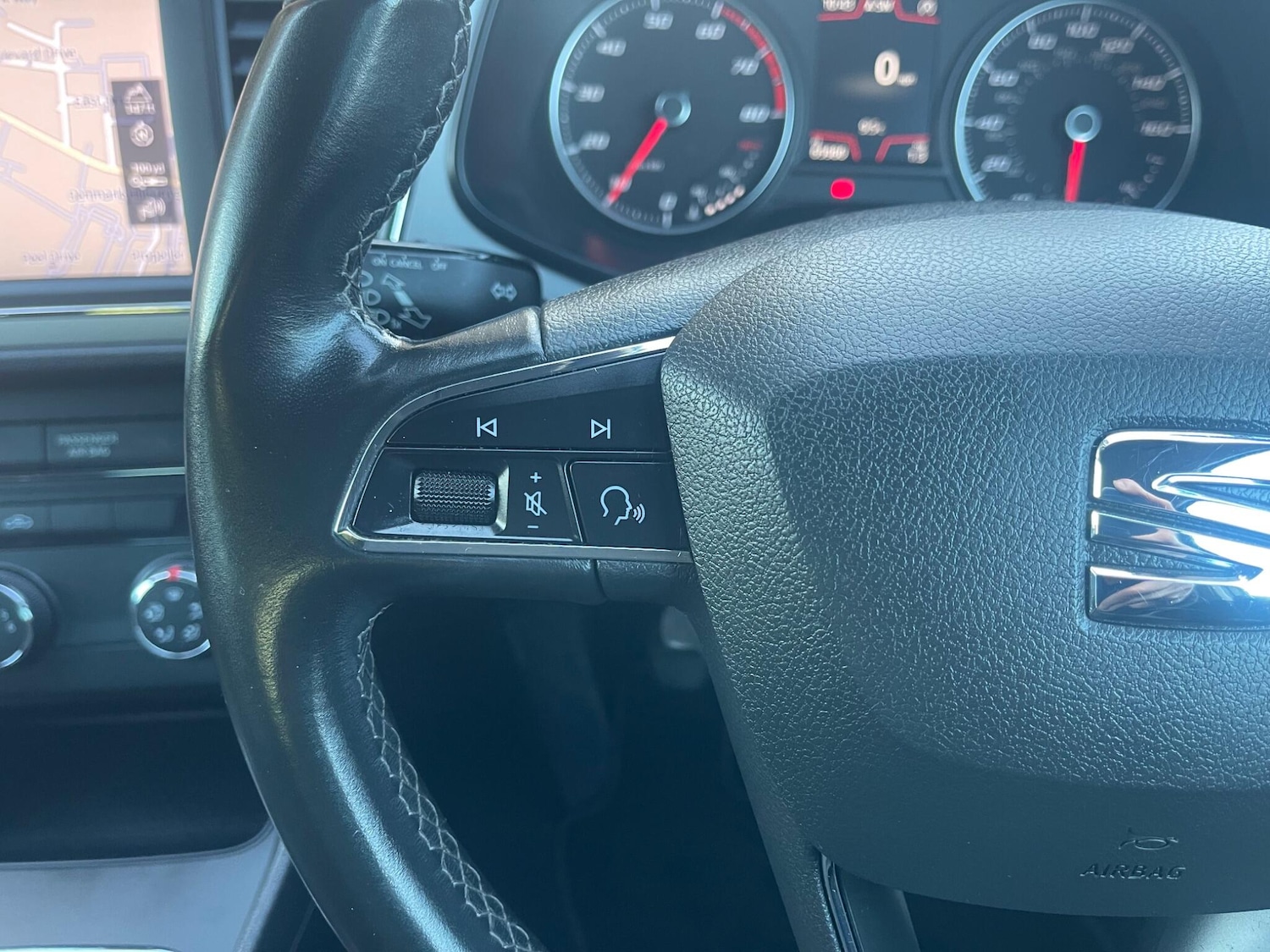 Used SEAT Leon 2019 for sale - 77799328: Photo 12