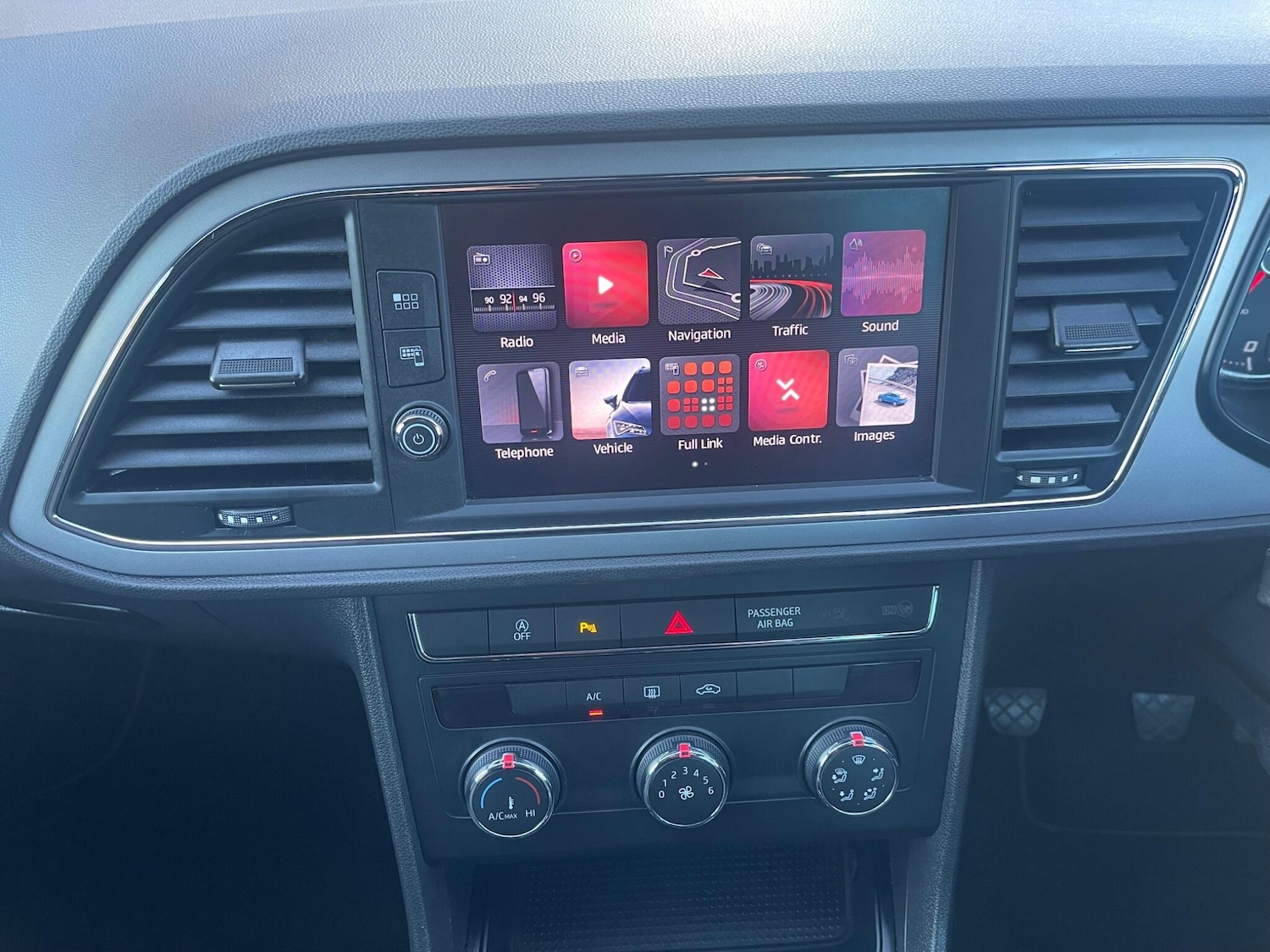 Used SEAT Leon 2019 for sale - 77799328: Photo 16