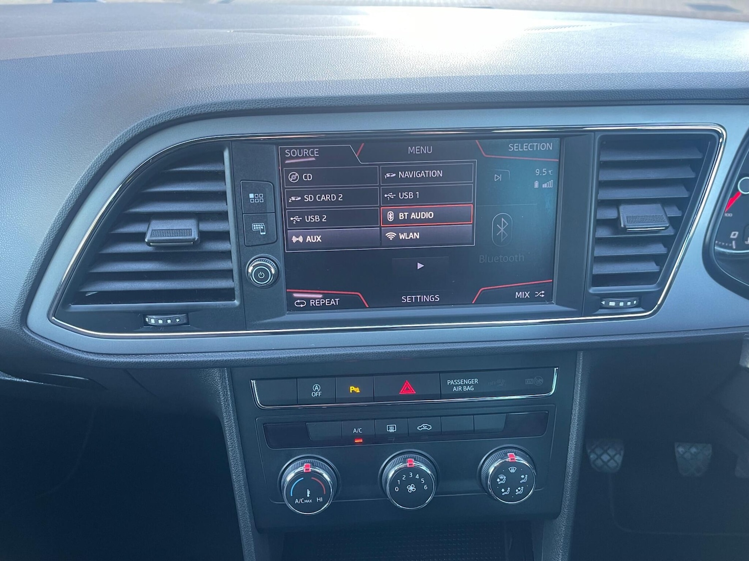 Used SEAT Leon 2019 for sale - 77799328: Photo 18