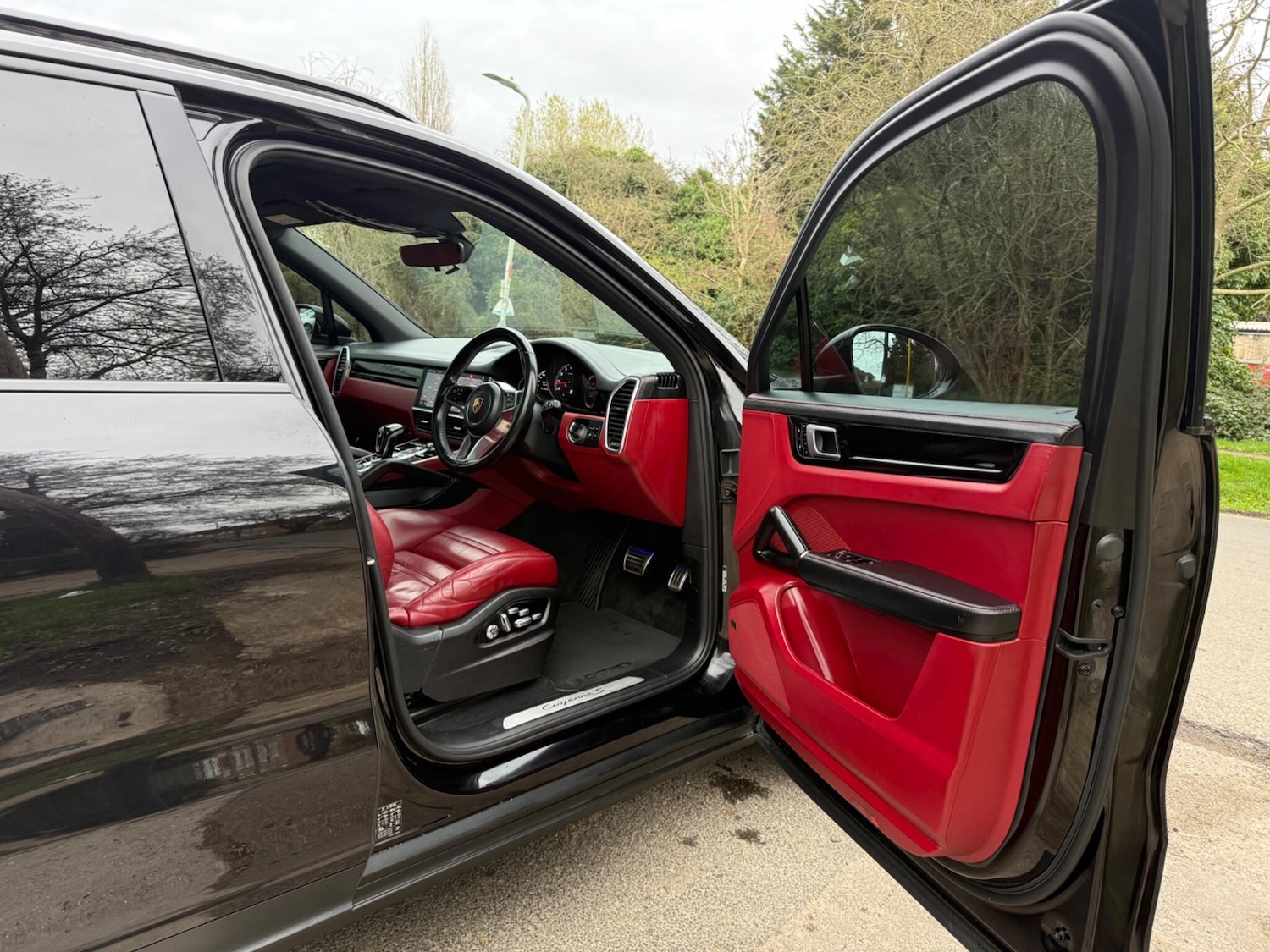 Used Porsche Cayenne 2018 for sale - 77909379: Photo 29