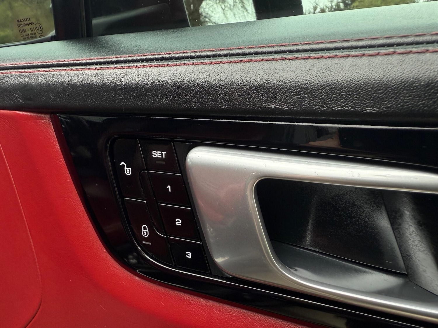 Used Porsche Cayenne 2018 for sale - 77909379: Photo 31