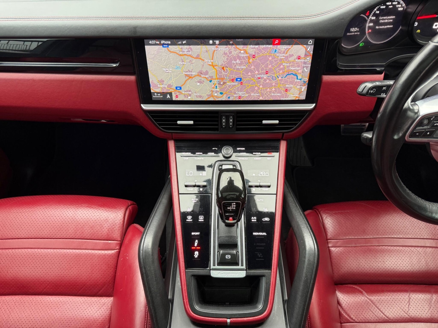 Used Porsche Cayenne 2018 for sale - 77909379: Photo 36