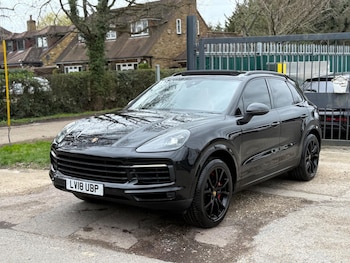 Used Porsche Cayenne 2018 for sale - 77909379: Photo