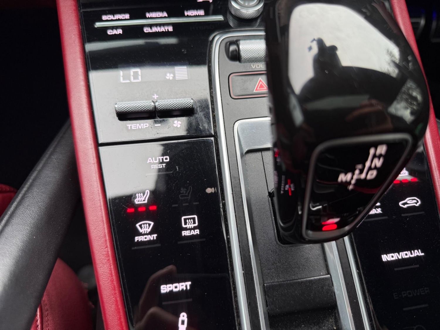 Used Porsche Cayenne 2018 for sale - 77909379: Photo 70