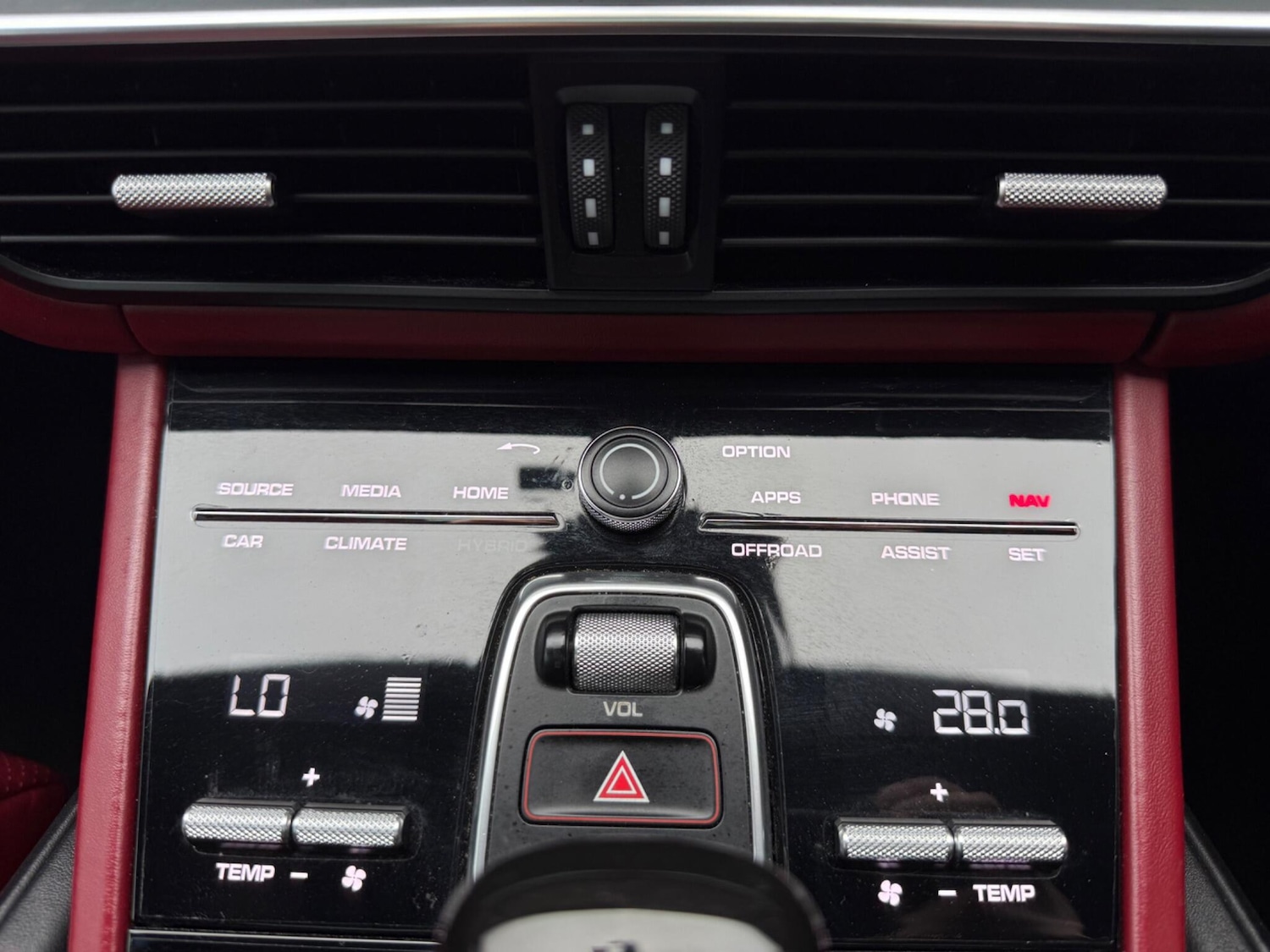 Used Porsche Cayenne 2018 for sale - 77909379: Photo 75