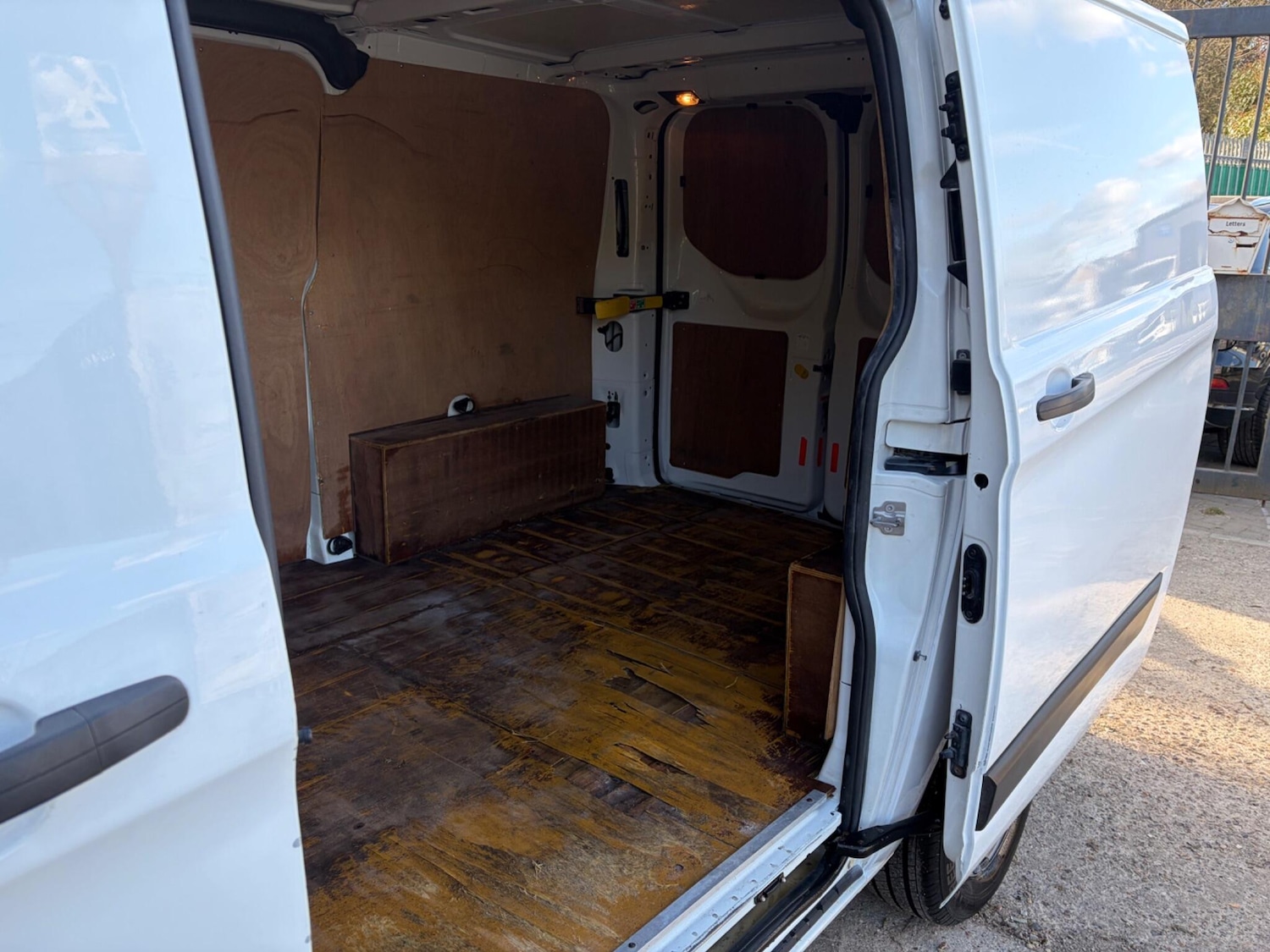 Used Ford Transit Custom for sale - 78057687: Photo 21