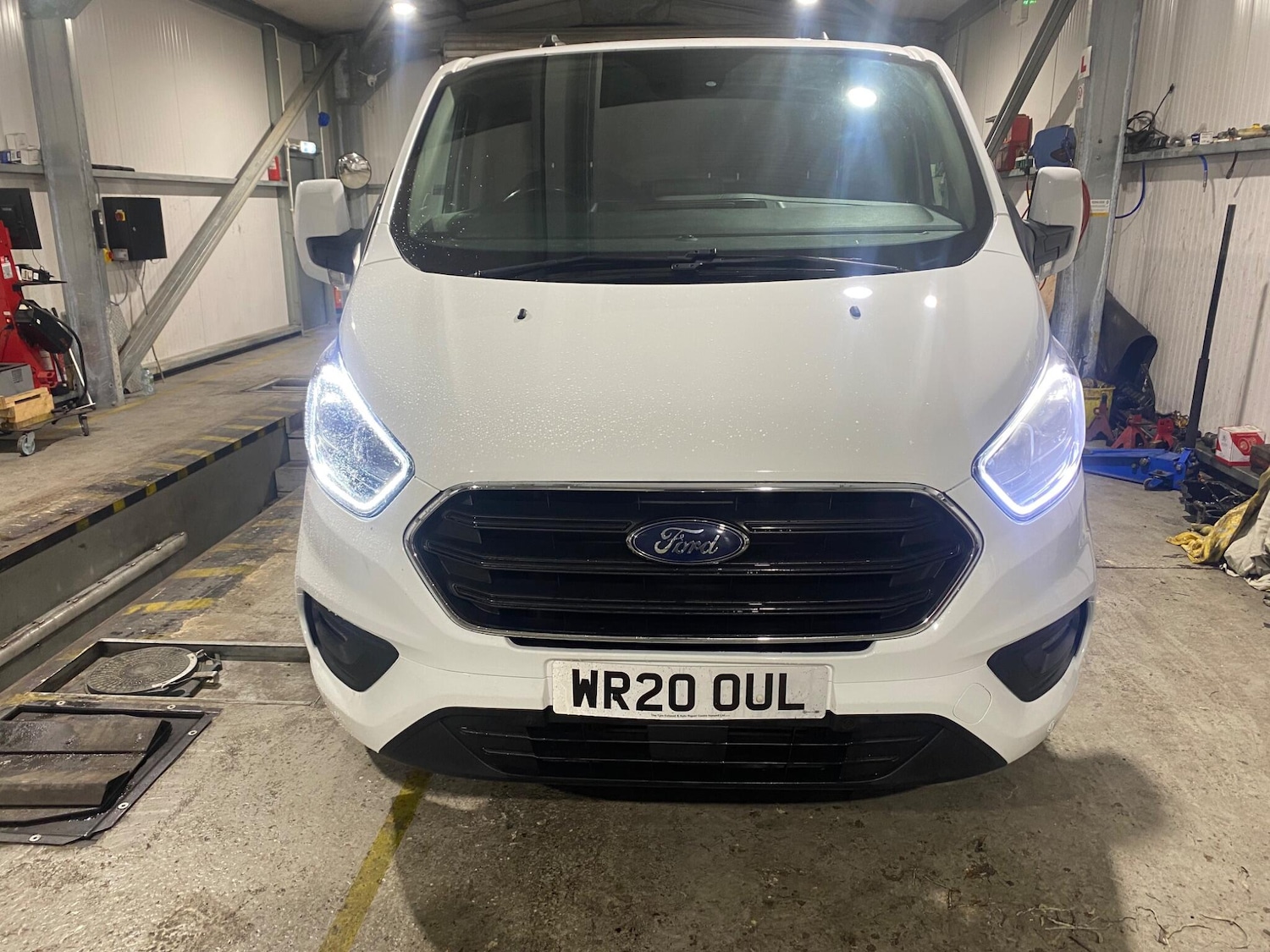 Used Ford Transit Custom 2020 for sale - 76440906: Photo 2