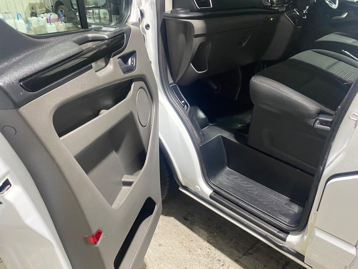 Used Ford Transit Custom 2020 for sale - 76440906: Photo 53