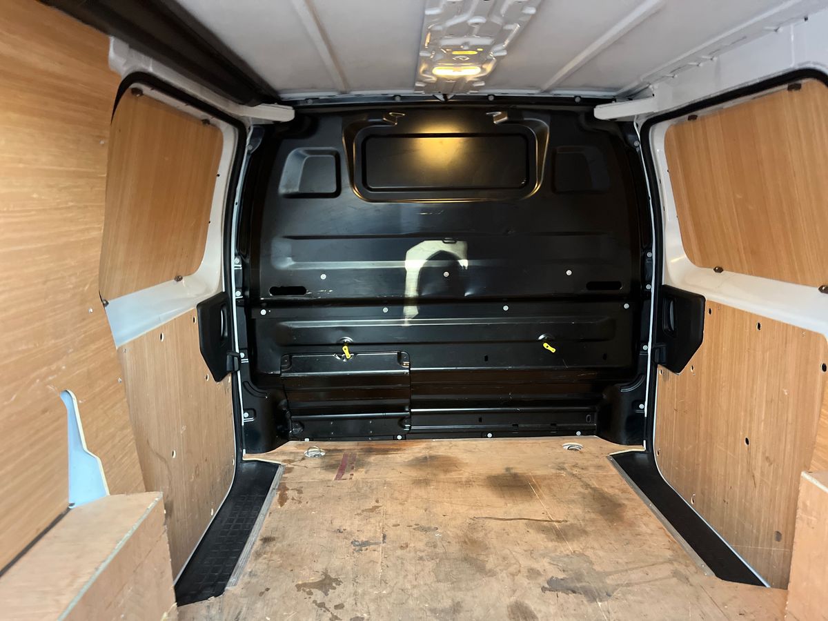 Used Vauxhall Vivaro 2023 for sale - 76769079: Photo 11