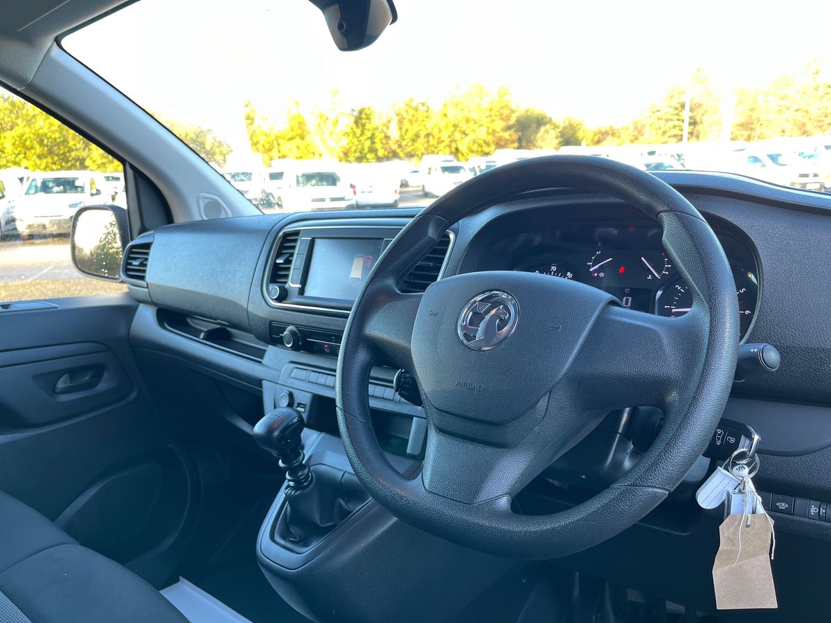 Used Vauxhall Vivaro 2023 for sale - 76769079: Photo 5