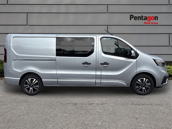Used Renault Trafic 2025 for sale - 76197833: Photo 14