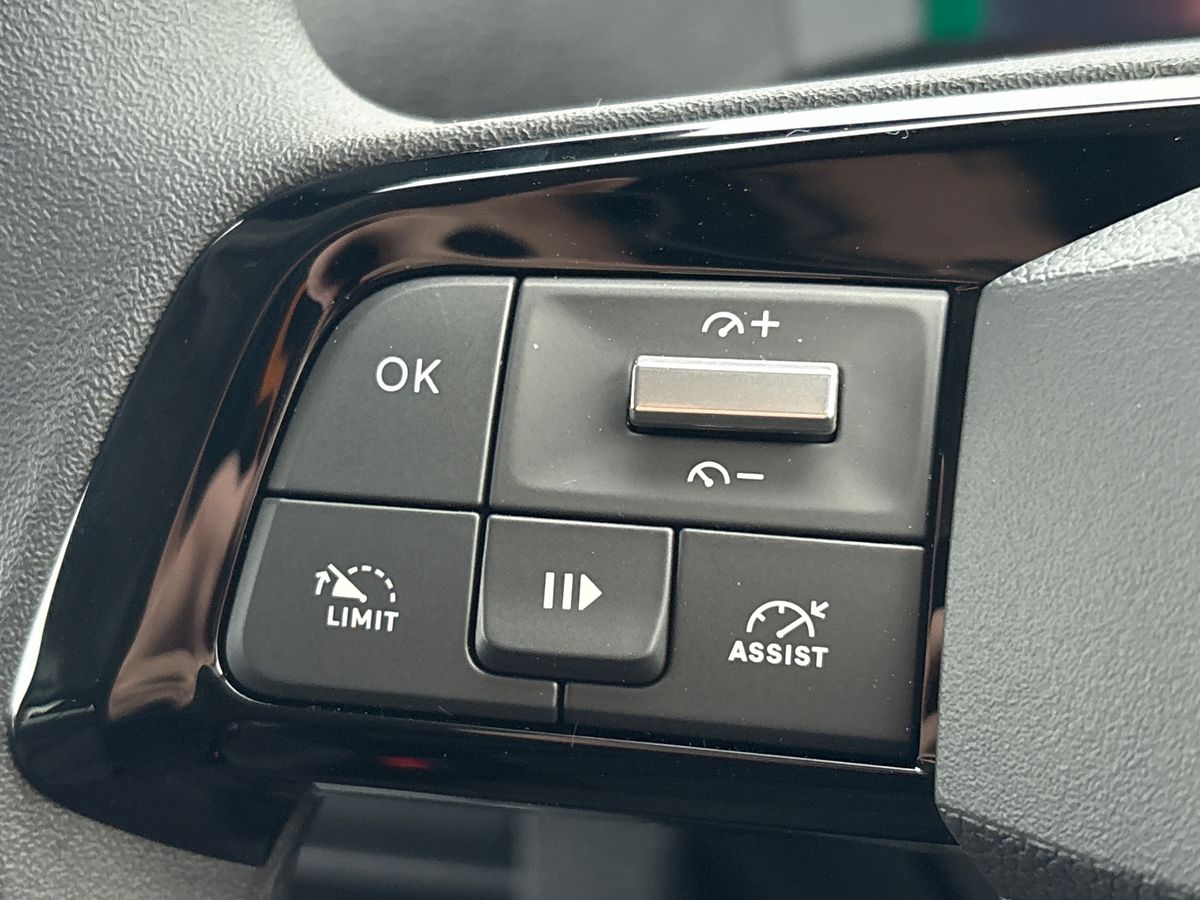 Used Vauxhall Vivaro for sale - 77077673: Photo 22