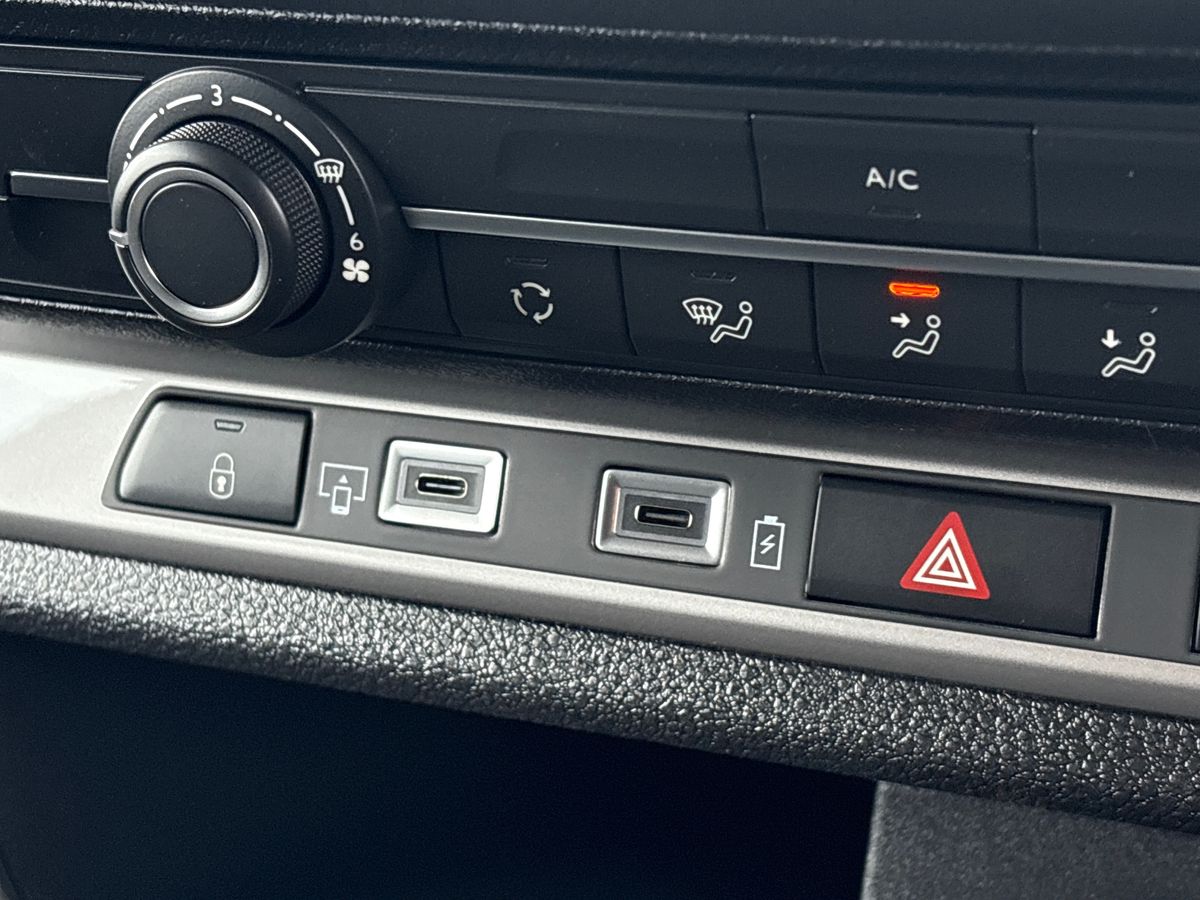 Used Vauxhall Vivaro for sale - 77077673: Photo 29