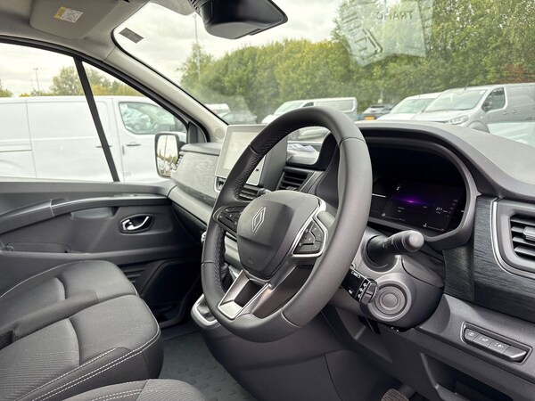 Used Renault Trafic 2025 for sale - 76197790: Photo 6