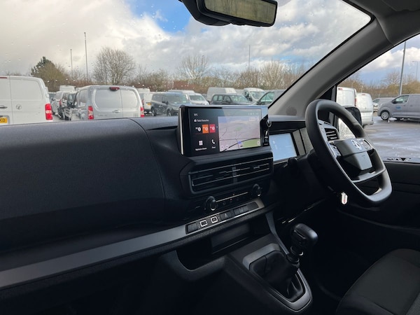 Used Vauxhall Vivaro 2024 for sale - 76034418: Photo 8