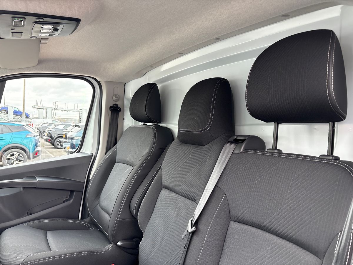 Used Renault Trafic 2025 for sale - 76805173: Photo 10