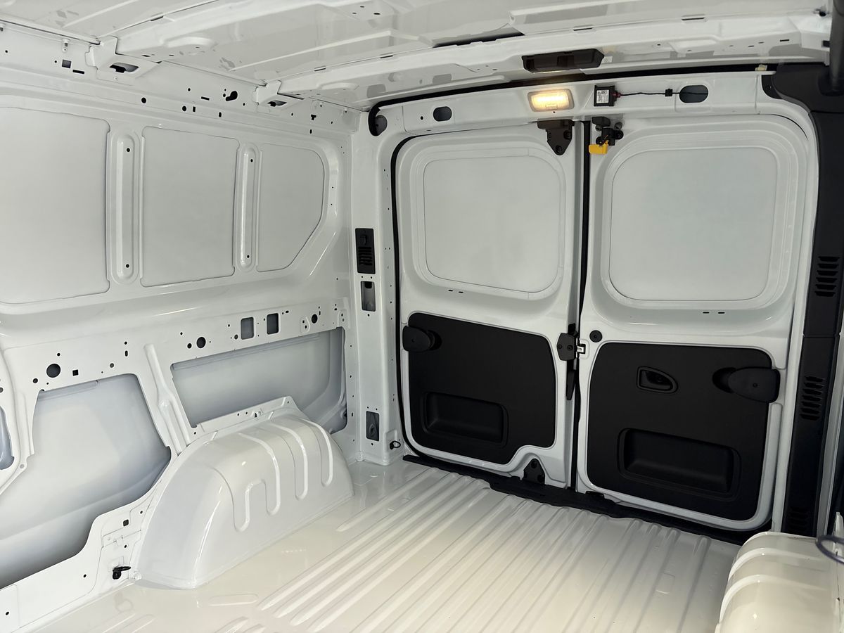 Used Renault Trafic 2025 for sale - 76805173: Photo 11