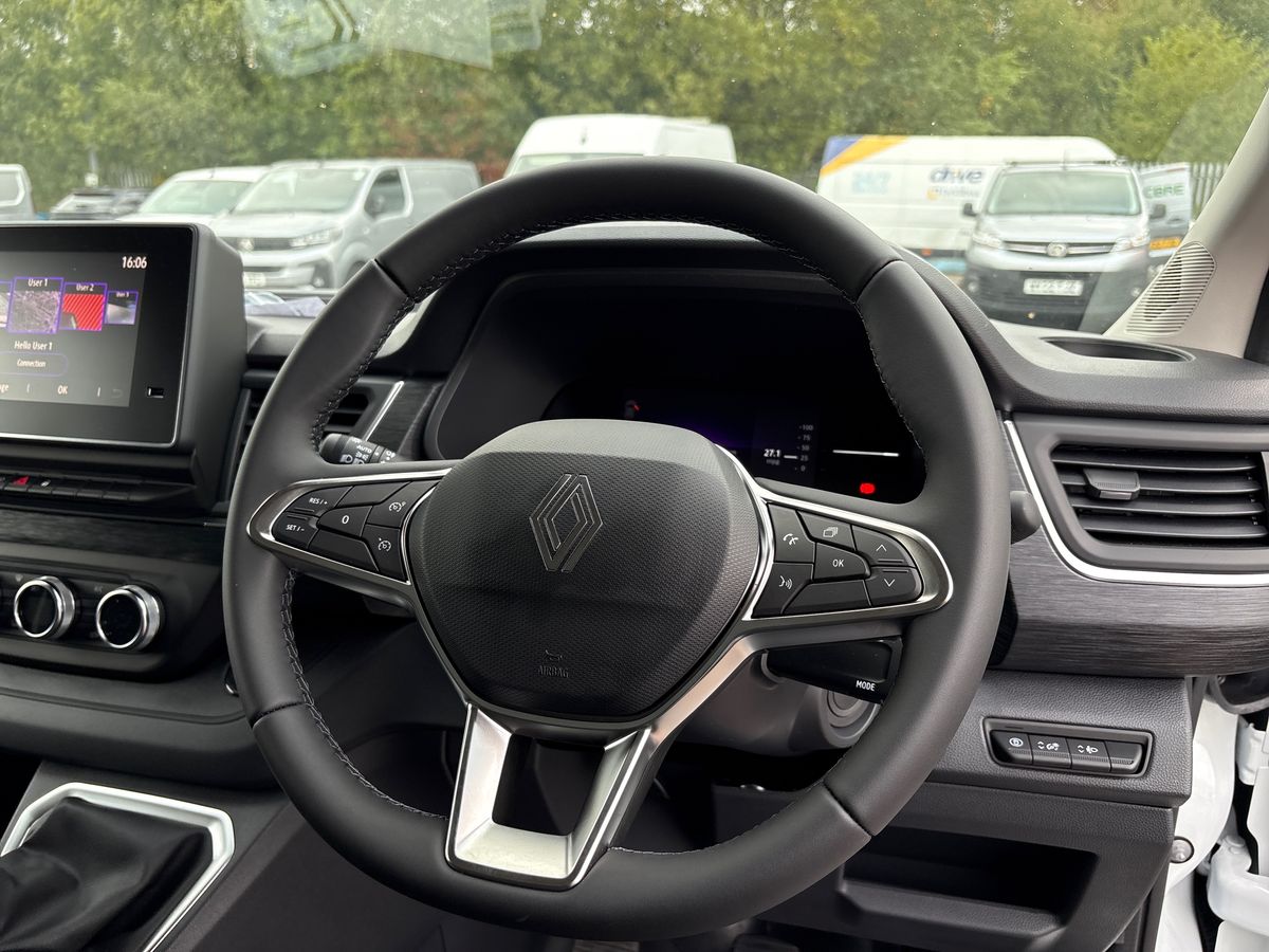 Used Renault Trafic 2025 for sale - 76805173: Photo 21