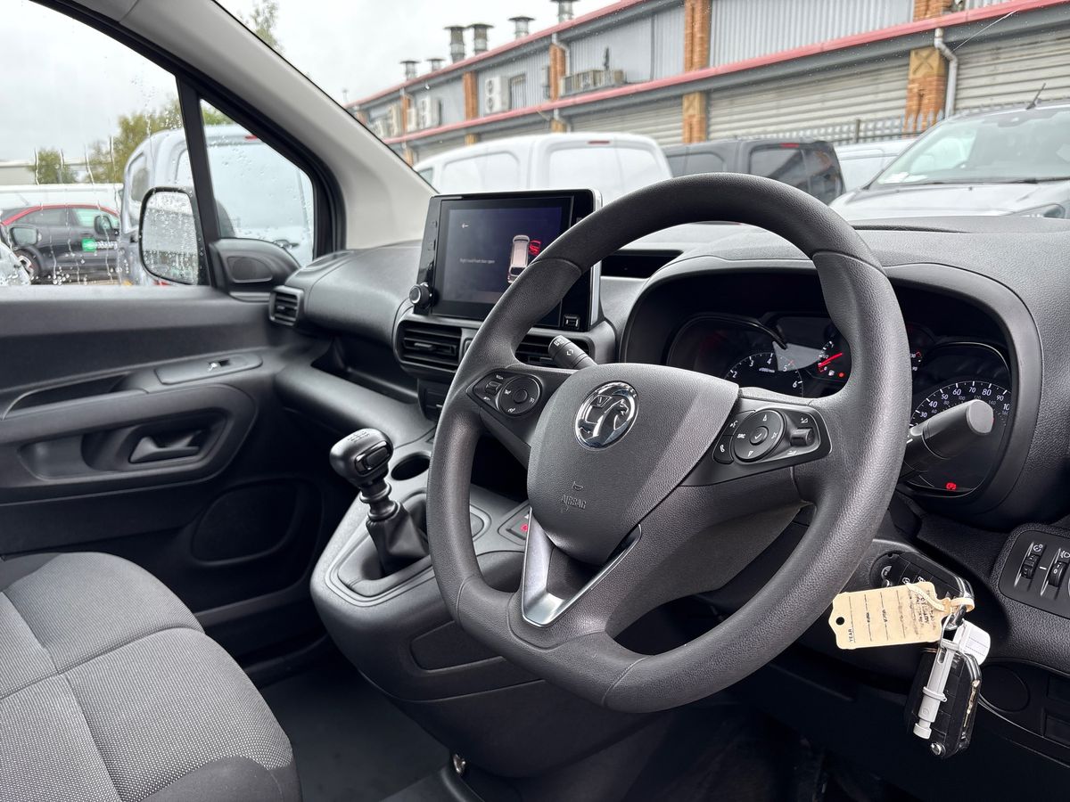 Used Vauxhall Combo 2022 for sale - 76081644: Photo 5