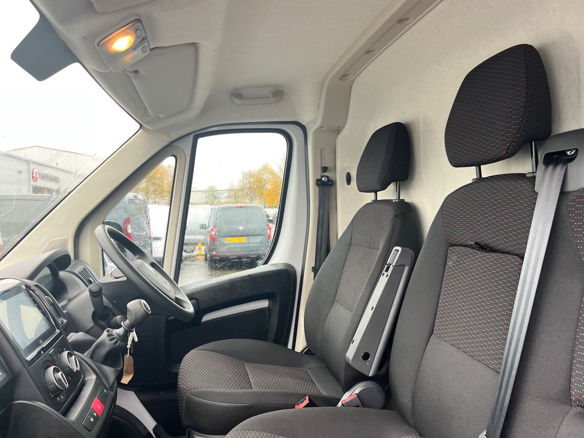 Used Citroen Relay 2023 for sale - 76547516: Photo 9