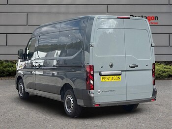 Used Renault Master 2025 for sale - 76197870: Photo 2